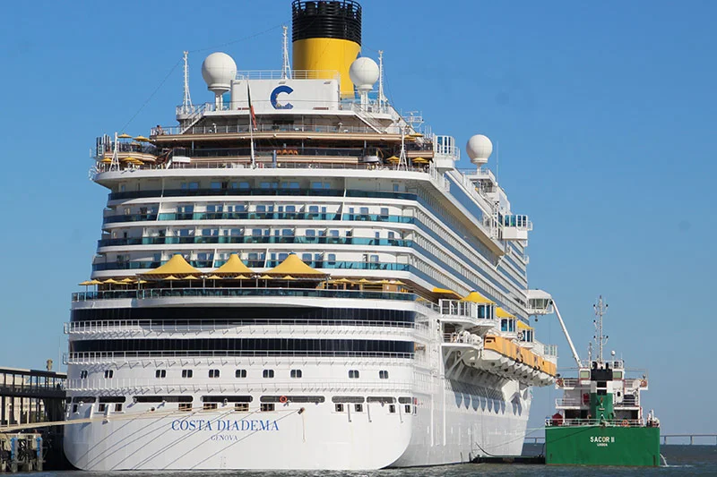 ΟΡΓΑΝΩΜΕΝΗ 8/9 HΜΕΡΗ ΚΡΟΥΑΖΙΕΡΑ ''ΝΟΡΒΗΓΙΚΑ ΦΙΟΡΔ'' ΜΕ ΕΛΛΗΝΑ ΣΥΝΟΔΟ ΜΕ ΤΟ ''COSTA DIADEMA'' (P34)